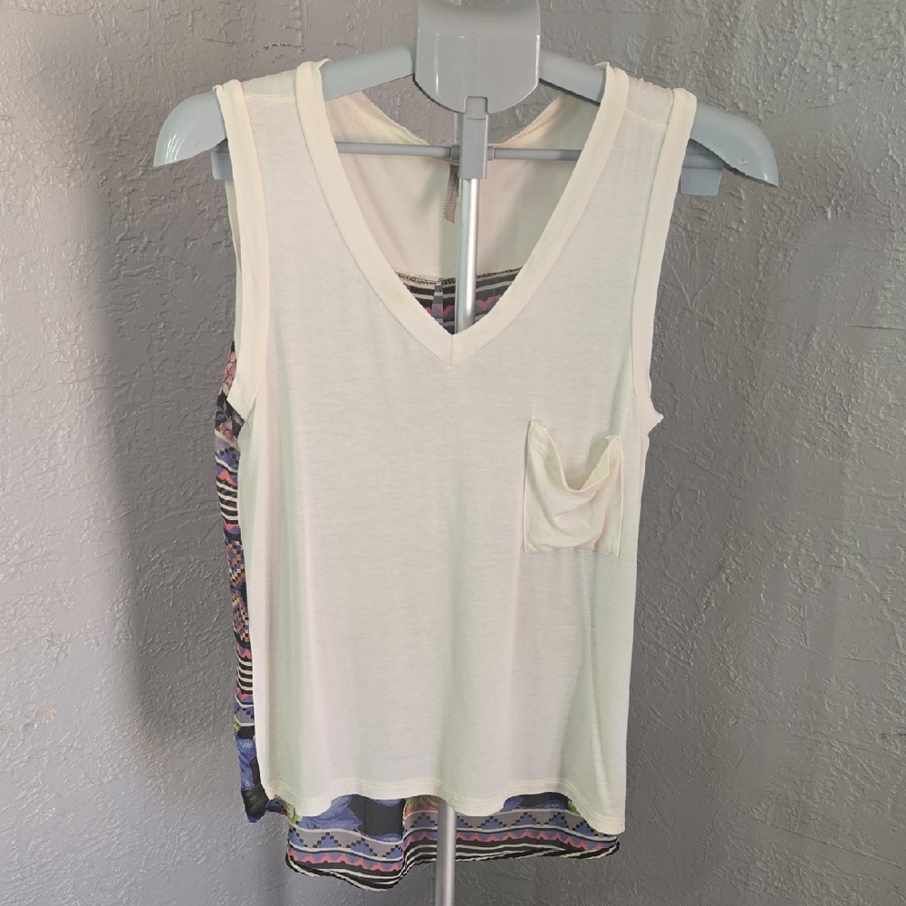 Ivory V-Neck Tank Top with Pocket